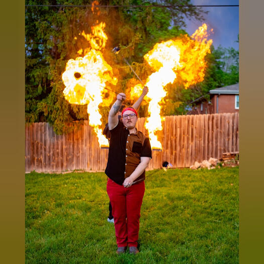 RileyTheeSlacker, Fire Poi